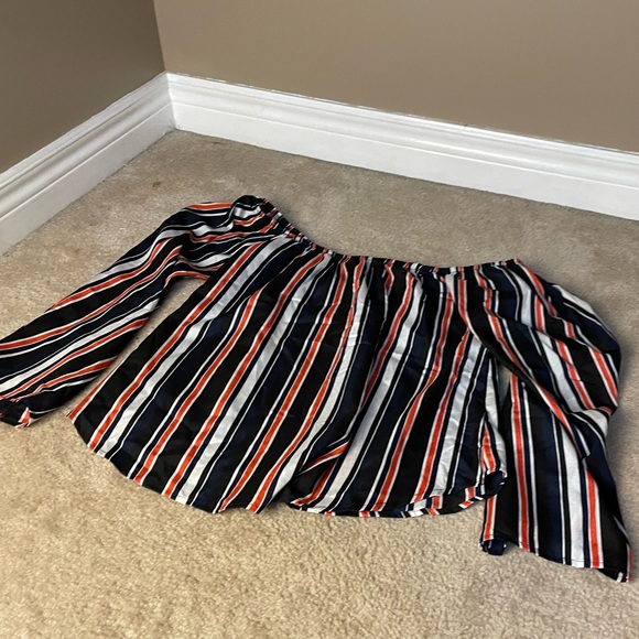 Striped Balloon Top - Medium - Picture 2 of 4